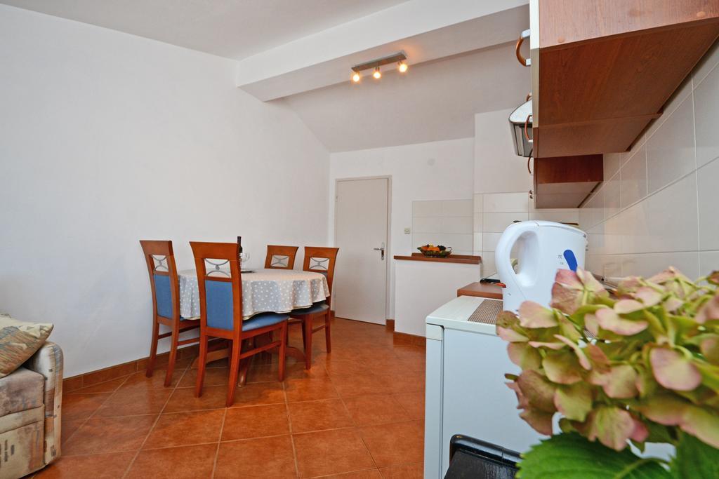 Apartment Lili Poreč Exteriör bild