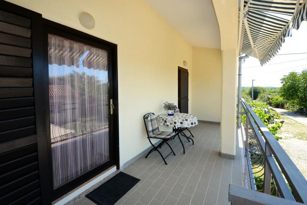 Apartment Lili Poreč Exteriör bild